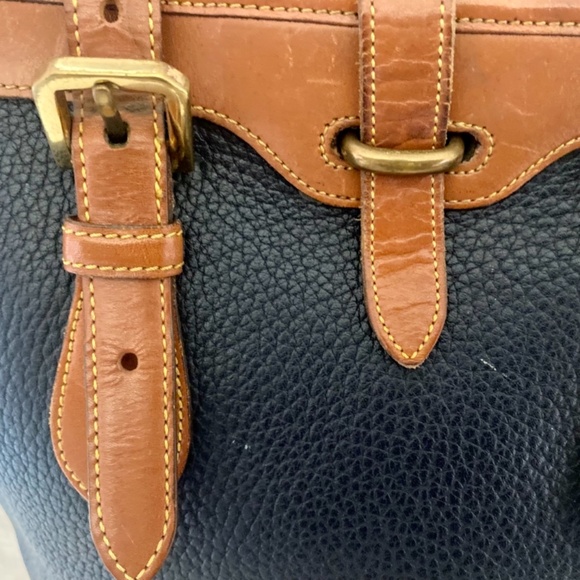 Dooney & Bourke Vintage Tote - Picture 5 of 9